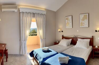 Mountain-View Apartment